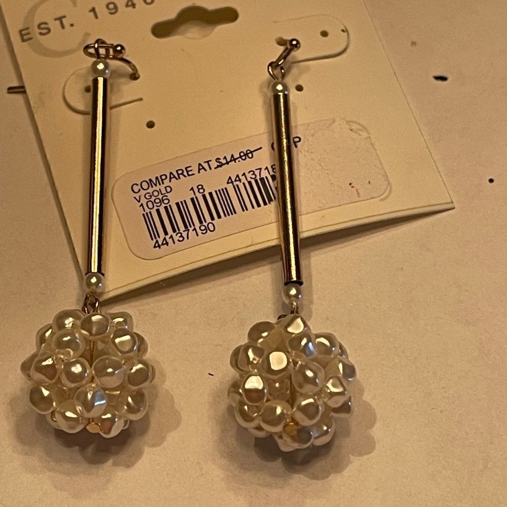 Costume jewelry nickel free pearl dangle earrings